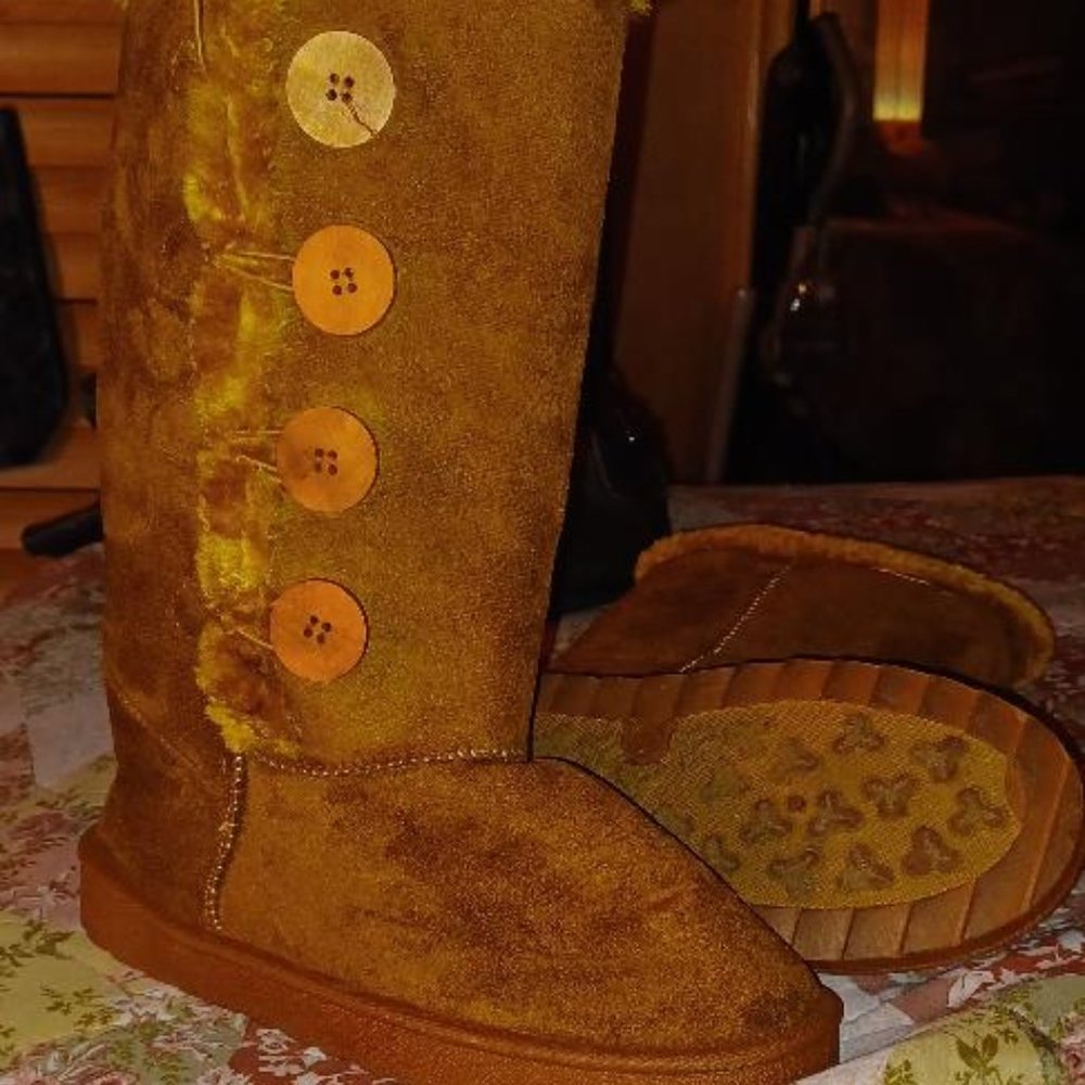 Beige Comfort Boots